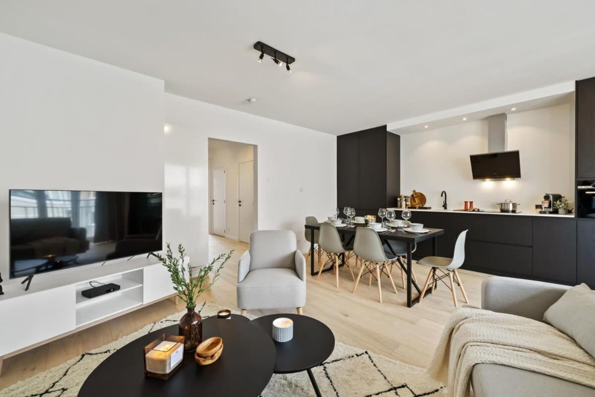 Huswell - Renovated Apartment In The Heart Of Остенде Экстерьер фото