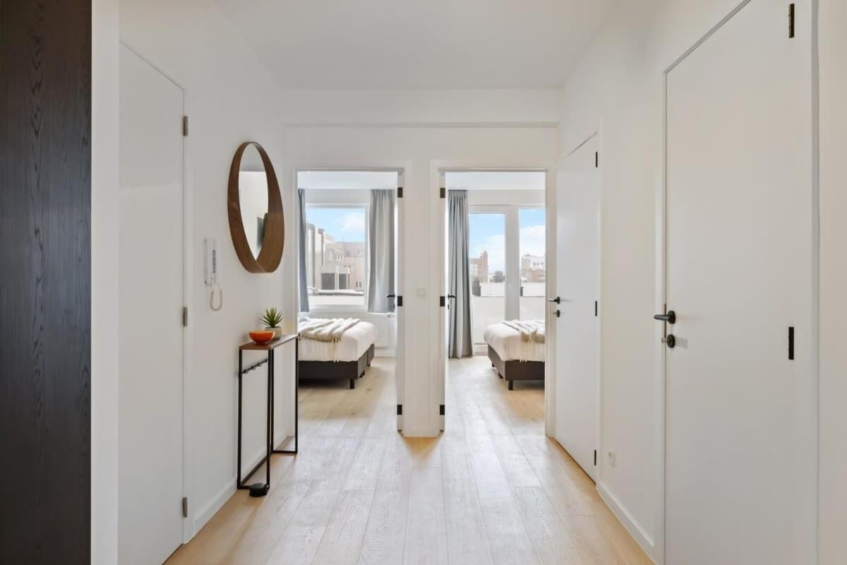 Huswell - Renovated Apartment In The Heart Of Остенде Экстерьер фото