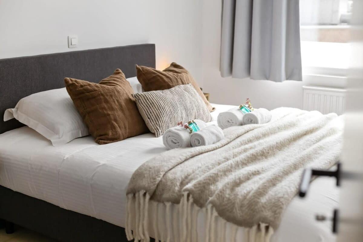 Huswell - Renovated Apartment In The Heart Of Остенде Экстерьер фото