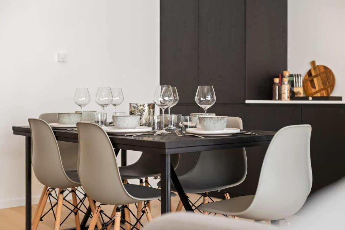 Huswell - Renovated Apartment In The Heart Of Остенде Экстерьер фото
