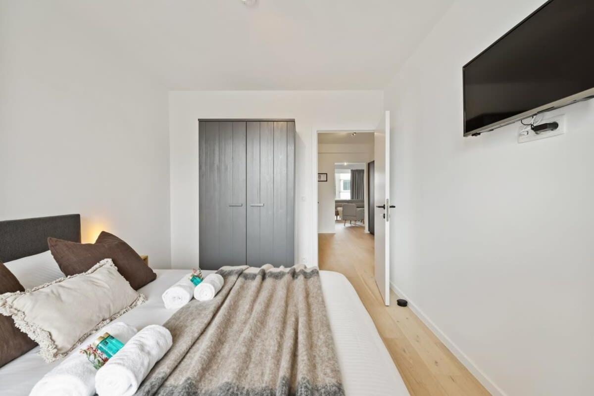 Huswell - Renovated Apartment In The Heart Of Остенде Экстерьер фото