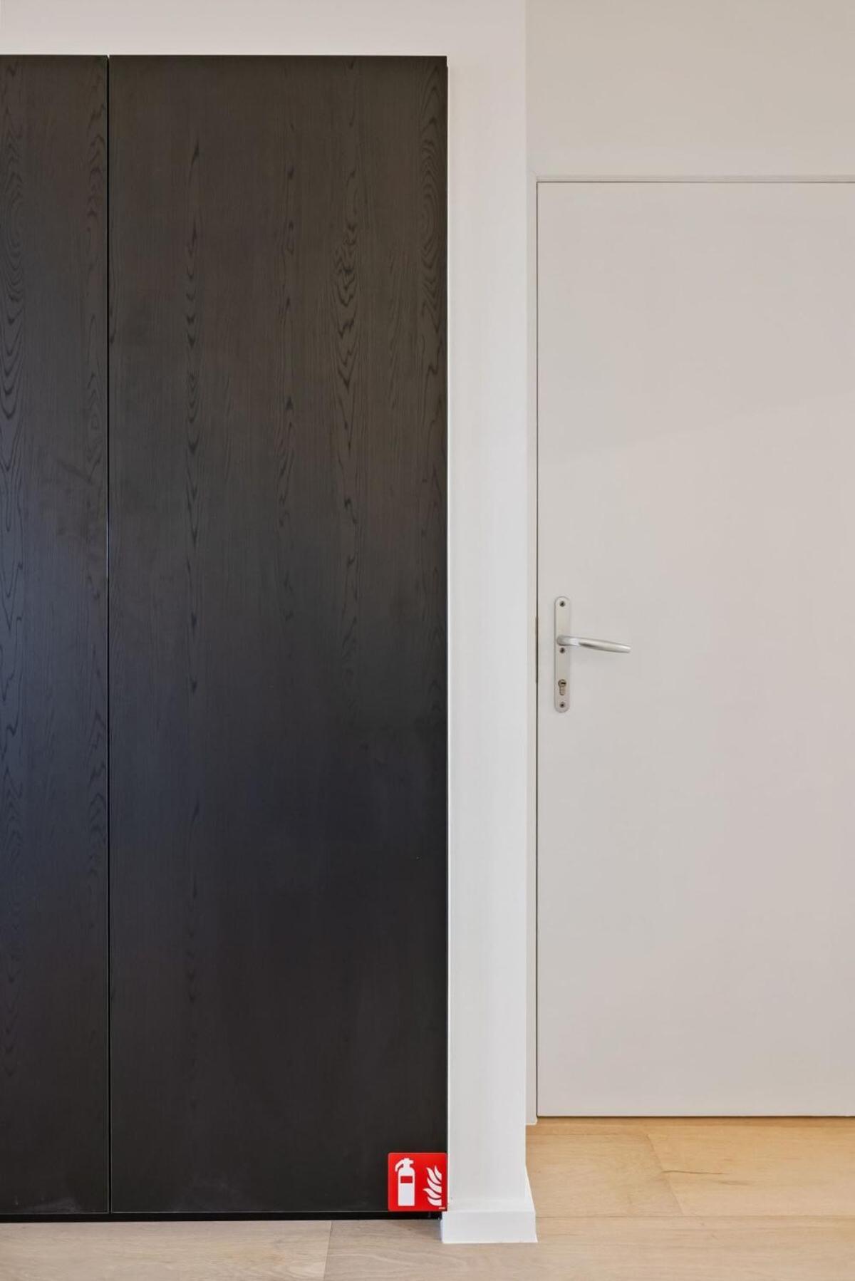 Huswell - Renovated Apartment In The Heart Of Остенде Экстерьер фото